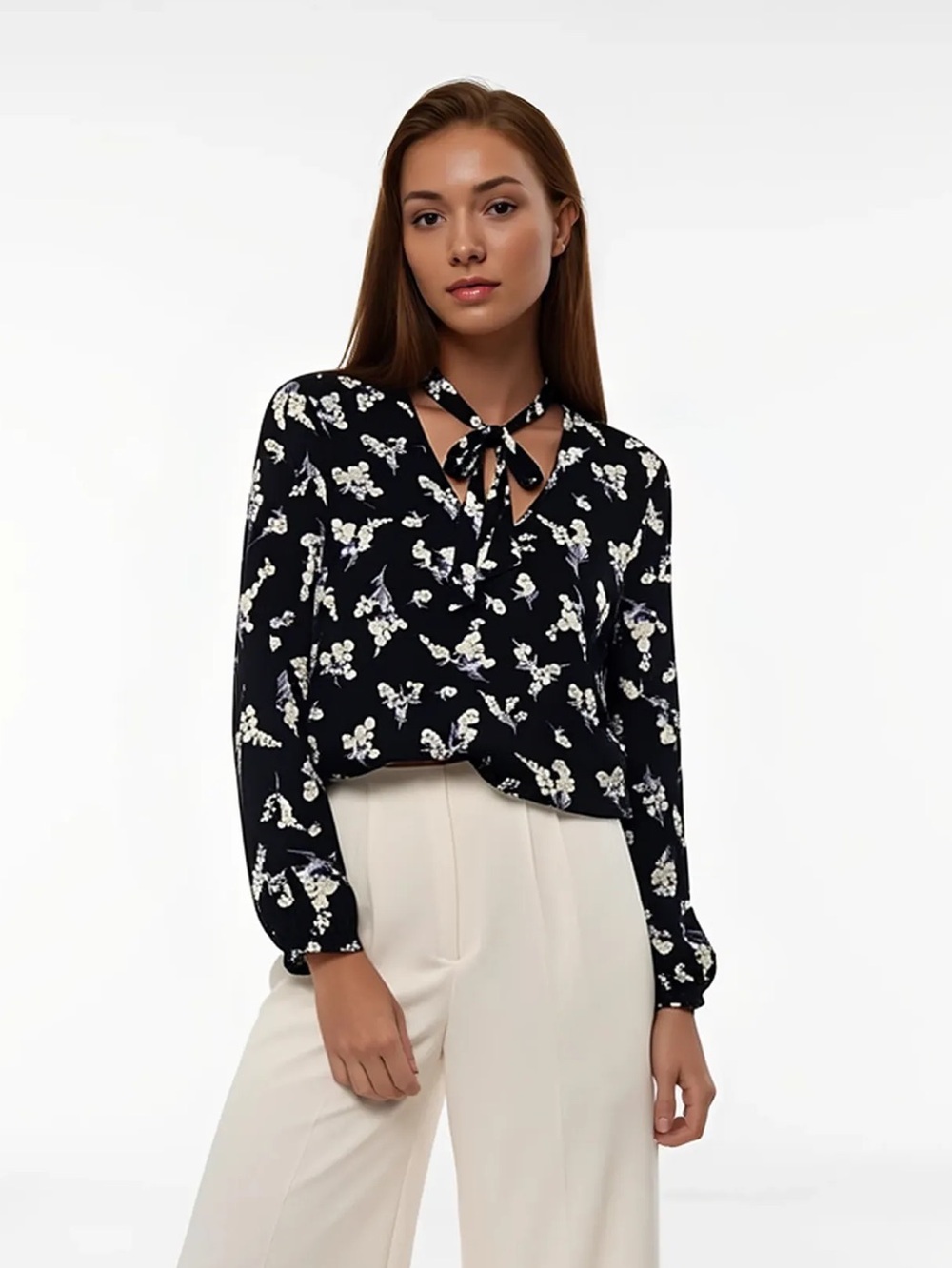 F21 | Floral Tie Neck Blouse Size Small